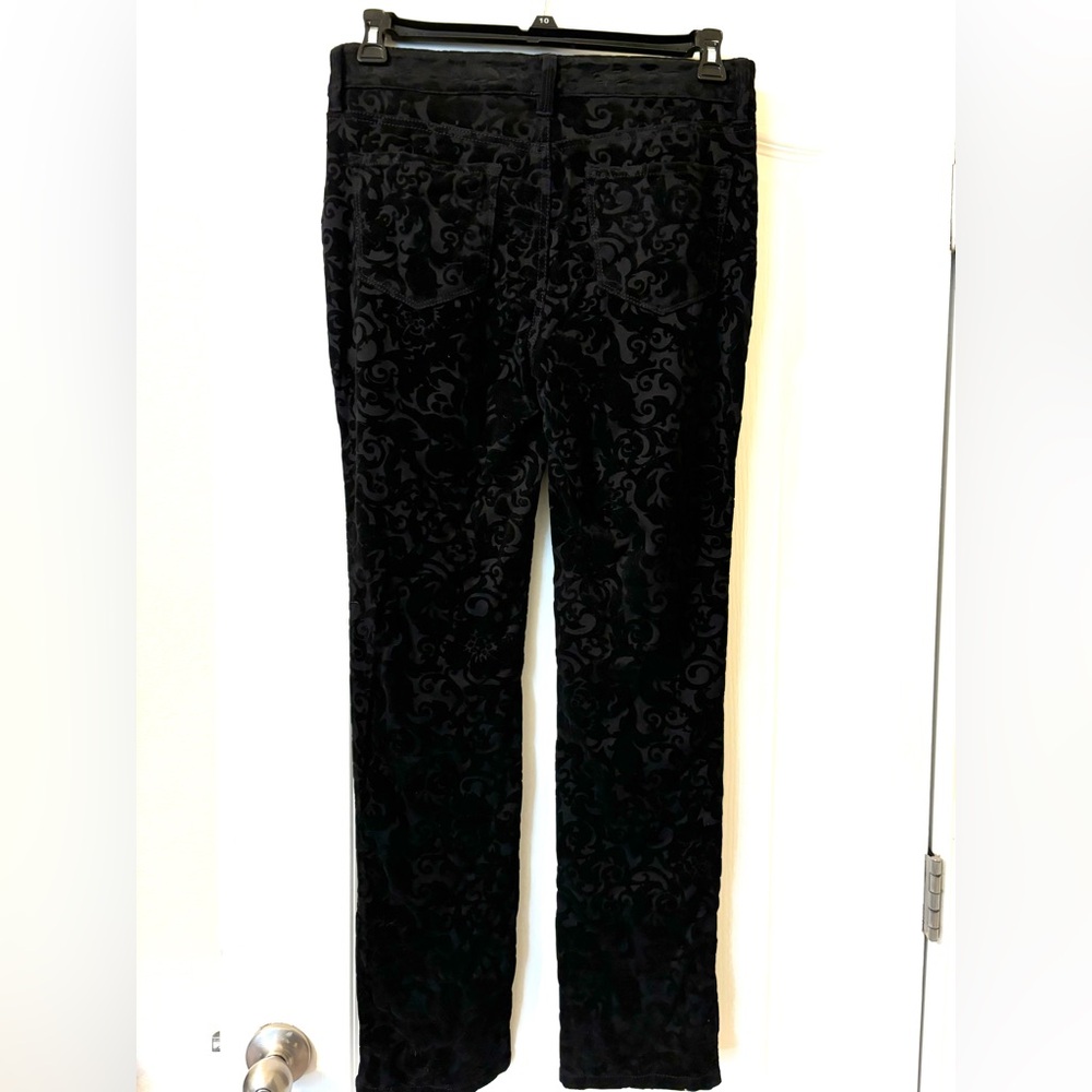NYDJ size 8 med denim black burnout velvet pants jeans floral